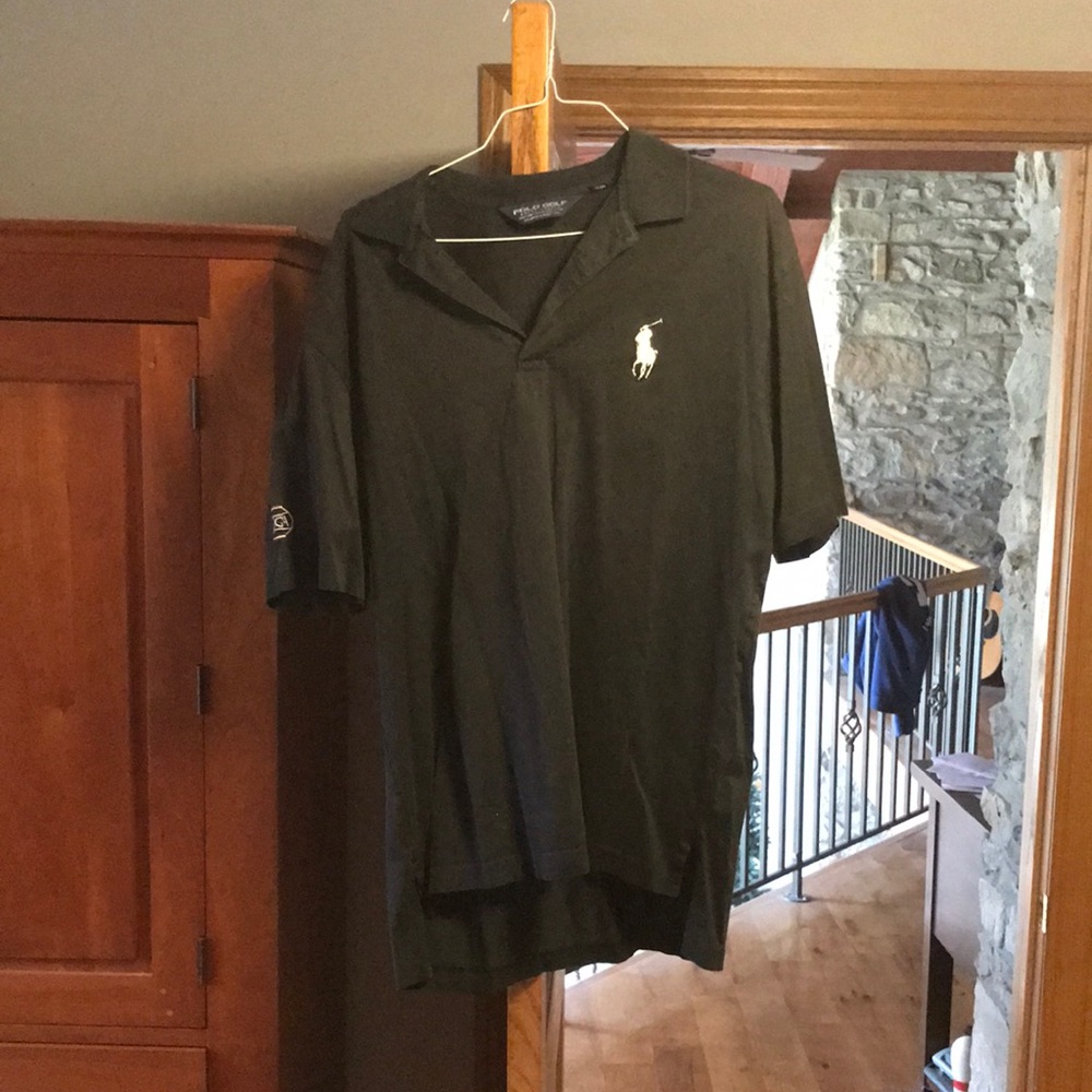 Black golf shirt polo
